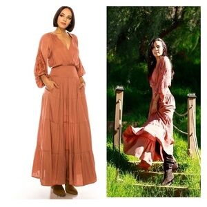 A COLLECTIVE STORY Ada Long Sleeve Lace Smocked Waist Tiered Midi Dress Large